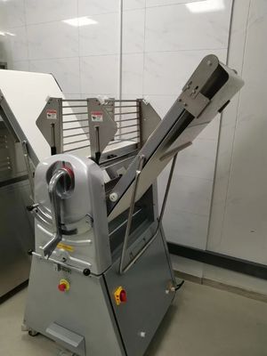 rouleau résistant révisable de la pâte de Yasur 0.75kw de machine de Sheeter de la pâte de boulangerie de 500mm