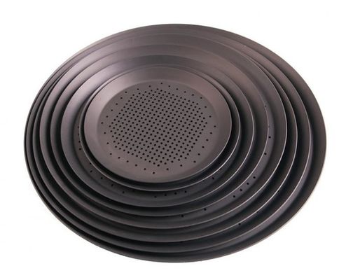 Tray Round Hard Anodised de cuisson en aluminium perforé 16 pouces a perforé le plateau de pizza